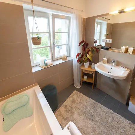 Exklusives Berliner 3 Loft Auf 92m² - In Urbaner Historischer Koepenicker Stadtvilla Apartment Berlin